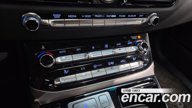 Genesis EQ900 3.8 GDI Luxury 2016 — фото 33