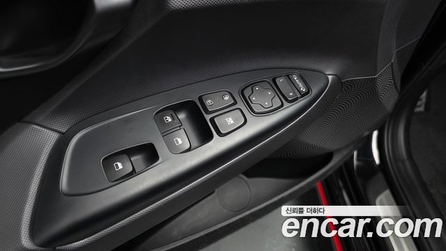 Hyundai Veloster (JS) 2.0 N 2020 — фото 17