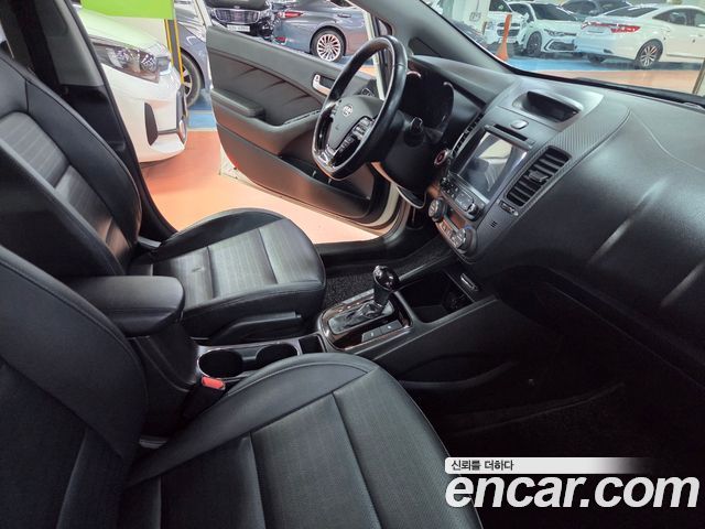 Kia K3 Prestige 2016 — фото 23