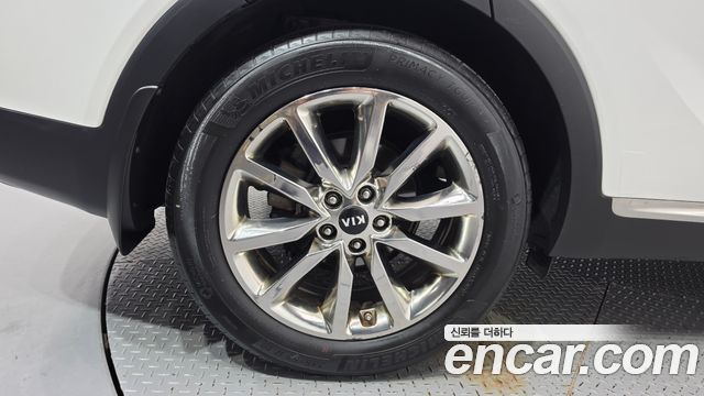Kia Sorento Diesel 2.0 2WD Prestige 2015 — фото 5