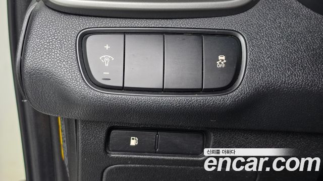 Kia Sorento Diesel 2.0 2WD Prestige 2015 — фото 13