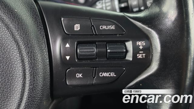 Kia Sorento Diesel 2.0 2WD Prestige 2015 — фото 16