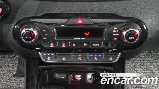 Kia Sorento Diesel 2.0 2WD Prestige 2015 — фото 19