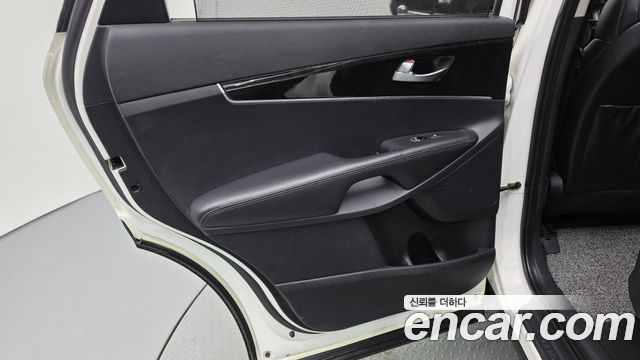 Kia Sorento Diesel 2.0 2WD Prestige 2015 — фото 25