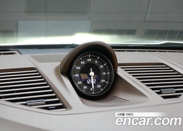 Porsche 911 (992) Carrera 4 GTS 2023 — фото 18