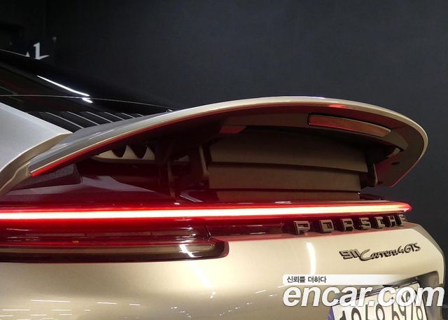 Porsche 911 (992) Carrera 4 GTS 2023 — фото 24