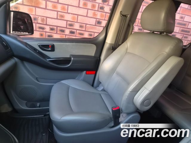 Hyundai Grand Starex Van 5-Seater Smart 2021 — фото 17