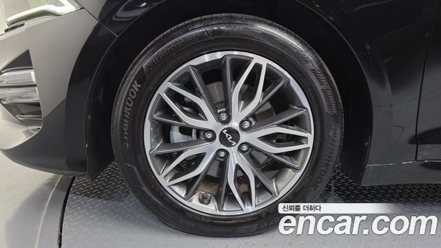 Kia K5 (III) 2.0 Noblesse 2023 — фото 5