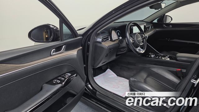Kia K5 (III) 2.0 Noblesse 2023 — фото 10