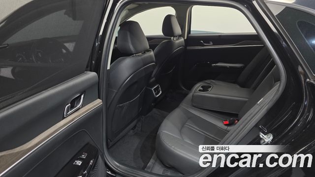 Kia K5 (III) 2.0 Noblesse 2023 — фото 11