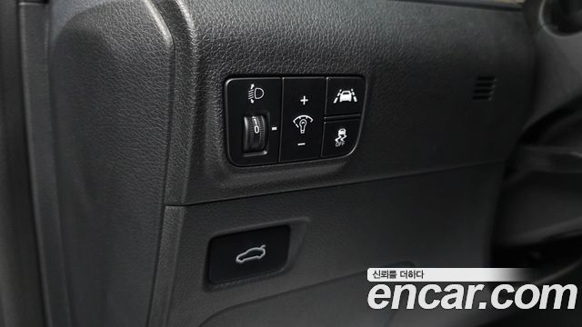 Kia K5 (III) 2.0 Noblesse 2023 — фото 15