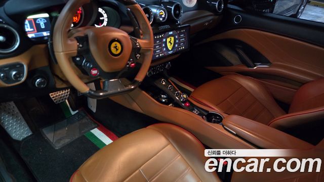 Ferrari California T 3.9 V8 2016 — фото 13