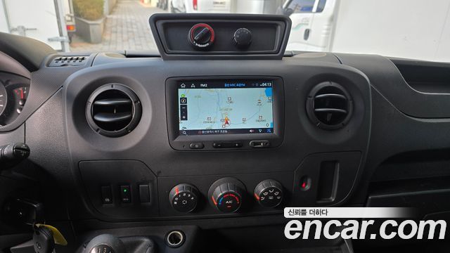 Renault Korea Master 2.3 13-Seater 2019 — фото 14