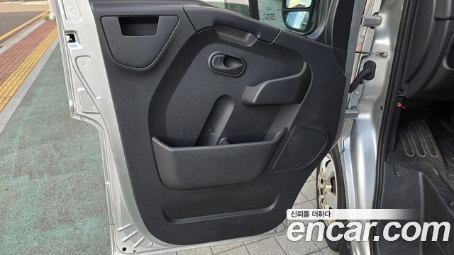 Renault Korea Master 2.3 13-Seater 2019 — фото 24