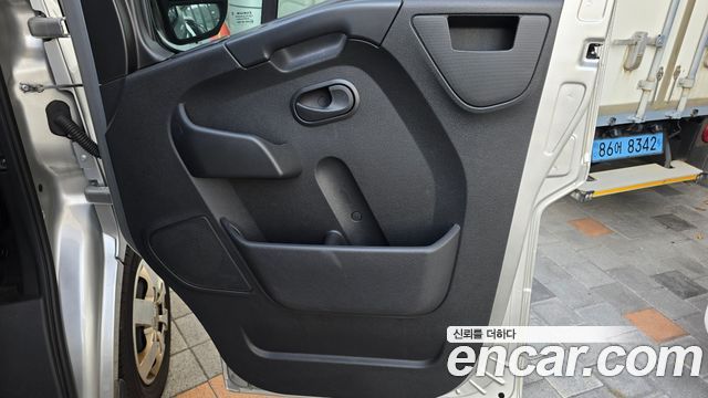 Renault Korea Master 2.3 13-Seater 2019 — фото 25