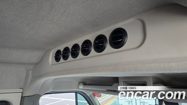 Renault Korea Master 2.3 13-Seater 2019 — фото 31