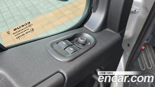 Renault Korea Master 2.3 13-Seater 2019 — фото 34