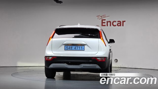 Kia Niro EV Air 2023 — фото 4
