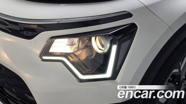 Kia Niro EV Air 2023 — фото 22