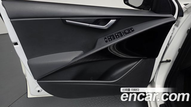 Kia Niro EV Air 2023 — фото 24