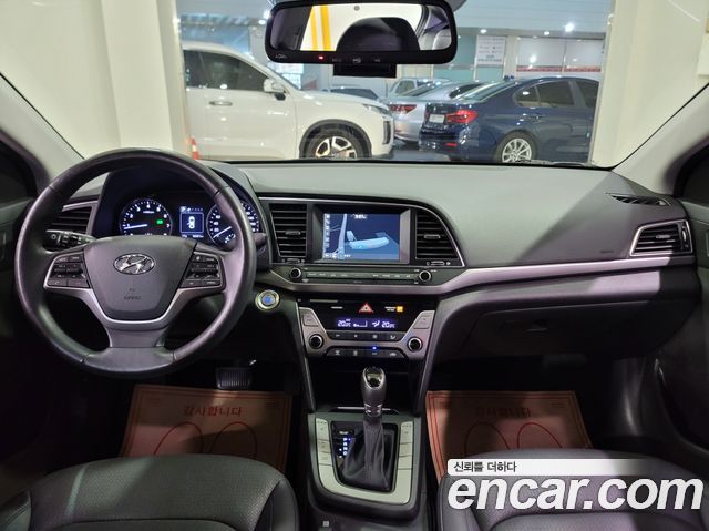 Hyundai Avante (AD) 1.6 GDI Modern 2017 — фото 9