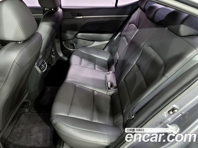 Hyundai Avante (AD) 1.6 GDI Modern 2017 — фото 23