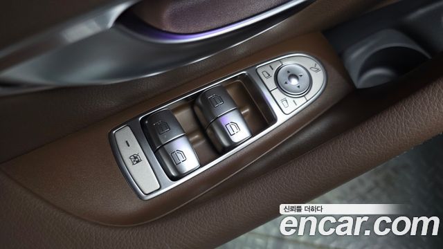 Mercedes-Benz E-Class (W213) E250 Avantgarde 2023 — фото 35