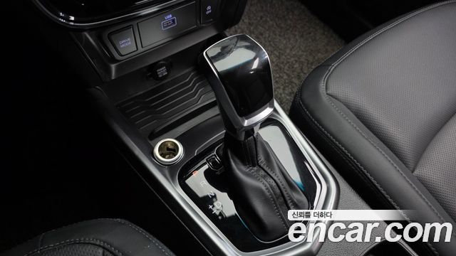 KG Mobility (SsangYong) Very New Tivoli Gasoline 1.5 2WD V1 2020 — фото 9