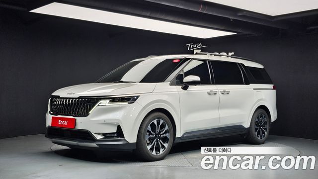 Kia Carnival (IV) Gasoline 7-Seater Signature 2023 — фото 1