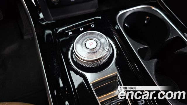Kia Carnival (IV) Gasoline 7-Seater Signature 2023 — фото 9