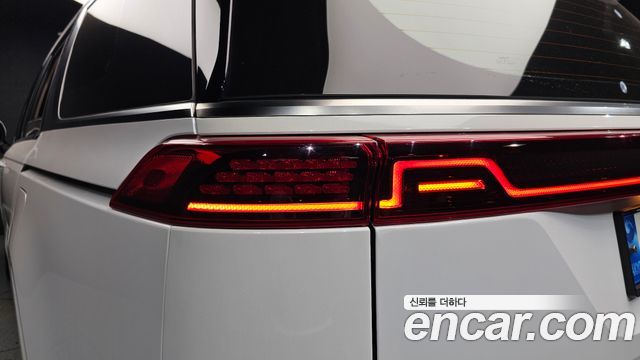 Kia Carnival (IV) Gasoline 7-Seater Signature 2023 — фото 23