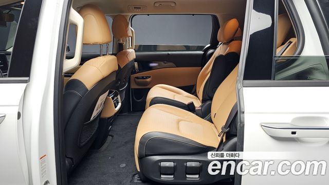 Kia Carnival (IV) Gasoline 7-Seater Signature 2023 — фото 26