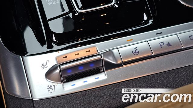 Kia Carnival (IV) Gasoline 7-Seater Signature 2023 — фото 29
