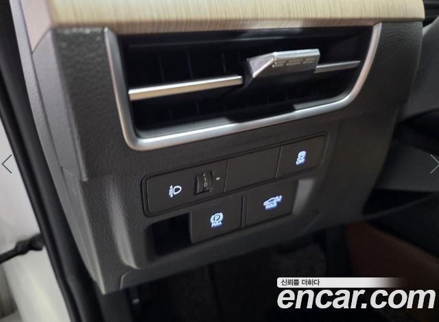 Hyundai Sonata The Edge (DN8) 2.0 LPG Inspiration 2024 — фото 17