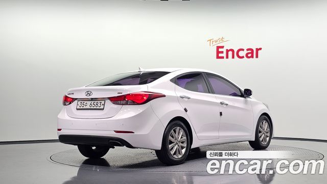 Hyundai Avante 1.6 GDi Modern Standard 2014 — фото 2