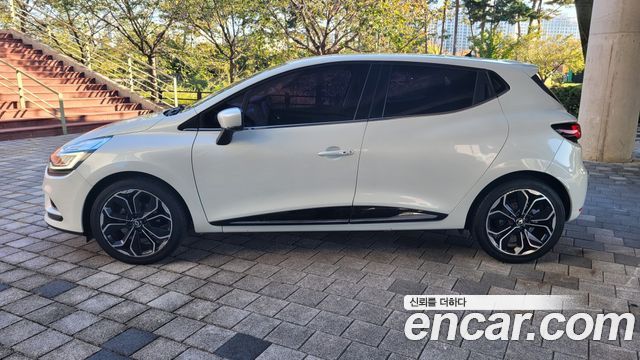 Renault Korea Clio Intens 2018 — фото 4