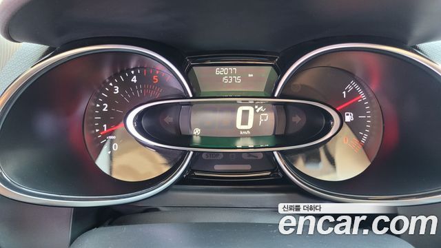 Renault Korea Clio Intens 2018 — фото 19