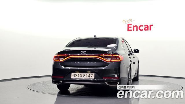Hyundai Grandeur Hybrid (IG) Exclusive Special 2018 — фото 4