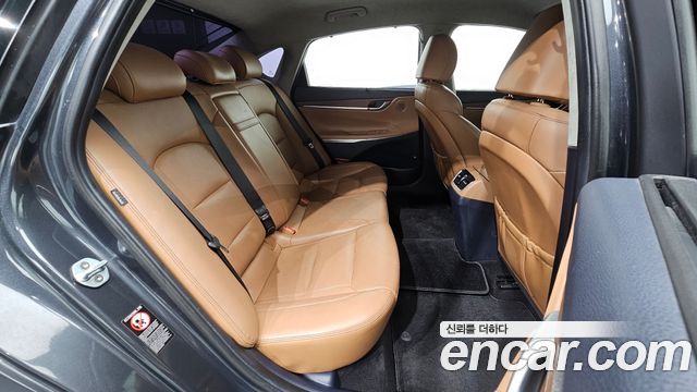 Hyundai Grandeur Hybrid (IG) Exclusive Special 2018 — фото 11