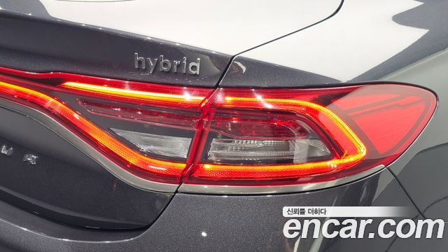 Hyundai Grandeur Hybrid (IG) Exclusive Special 2018 — фото 23