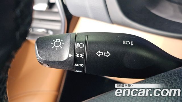 Hyundai Grandeur Hybrid (IG) Exclusive Special 2018 — фото 29
