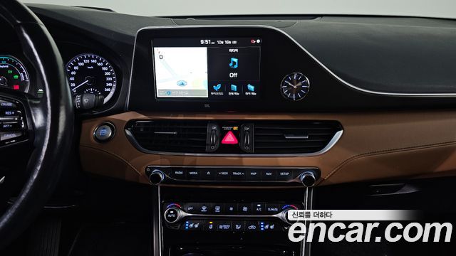 Hyundai Grandeur Hybrid (IG) Exclusive Special 2018 — фото 31
