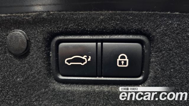 Hyundai Grandeur Hybrid (IG) Exclusive Special 2018 — фото 35
