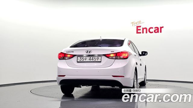 Hyundai Avante 1.6 GDi Smart Standard 2015 — фото 4