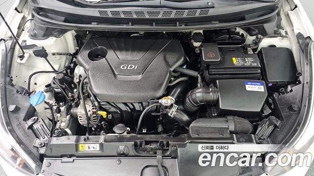 Hyundai Avante 1.6 GDi Smart Standard 2015 — фото 6