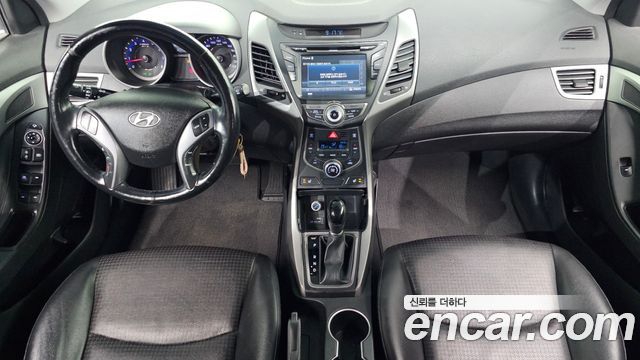 Hyundai Avante 1.6 GDi Smart Standard 2015 — фото 7