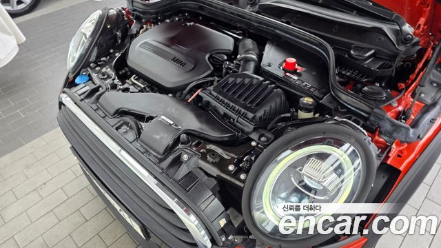 MINI Cooper D 5Door Standard 3rd 2019 — фото 6