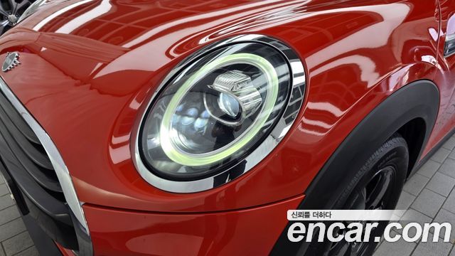 MINI Cooper D 5Door Standard 3rd 2019 — фото 22