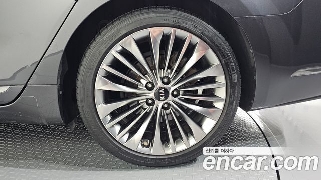 Kia K7 2.4 GDI Limited 2018 — фото 21