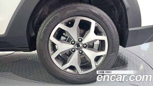 KG Mobility (SsangYong) Torres Gasoline 1.5 4WD T7 2025 — фото 21